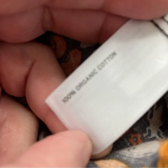 Duluth Women’s XL Printmaker Patterned Button-Up Shirt Mushrooms and Moths - Picture 6 of 9